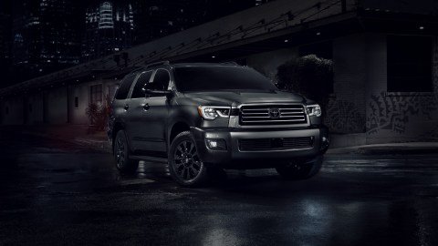 Toyota Sequoia SR5 RWD