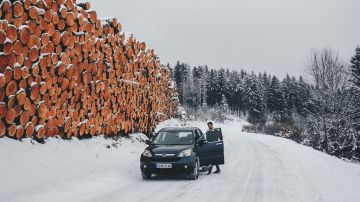 Auto en el invierno