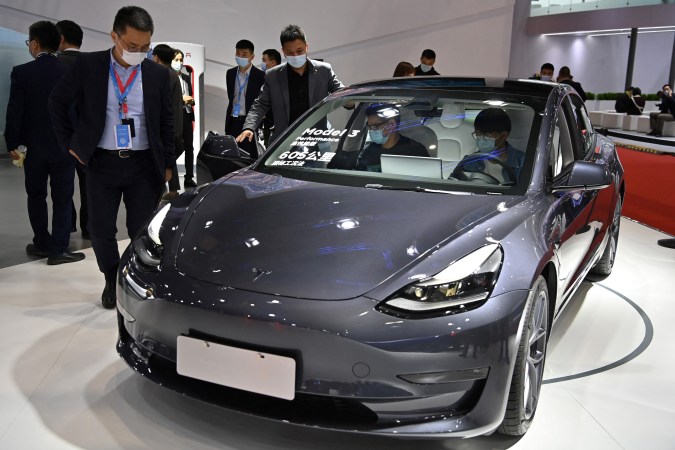Tesla model 3 2021