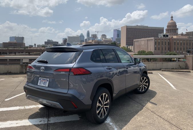 Es un SUV pequeño o crossover muy fácil de manejar.