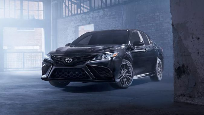 Toyota Camry Hybrid 2022