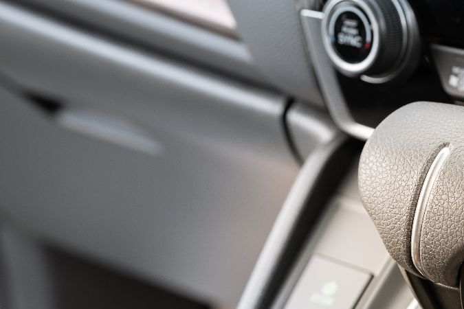 que significa la letra l en la Palanca de velocidades