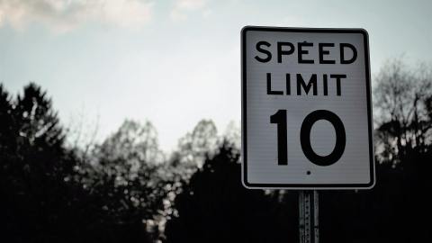 Limite de velocidad bajo
