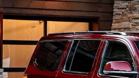 Jeep Grand Wagoneer