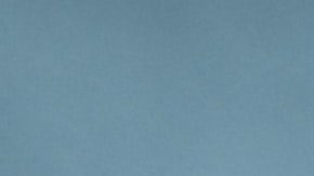 Camino en lago congelado.