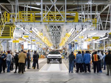 Las primeras GMC HUMMER EV 2022 serán entregadas a sus nuevos dueños.