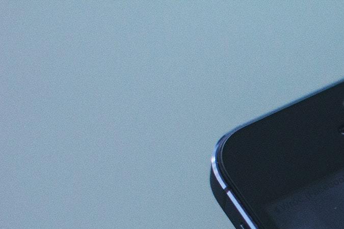 Foto de la pantalla de un teléfono mostrando la aplicación de Uber