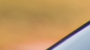 usar audífonos mientras conduces