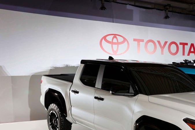 Toyota Pickup EV Concept