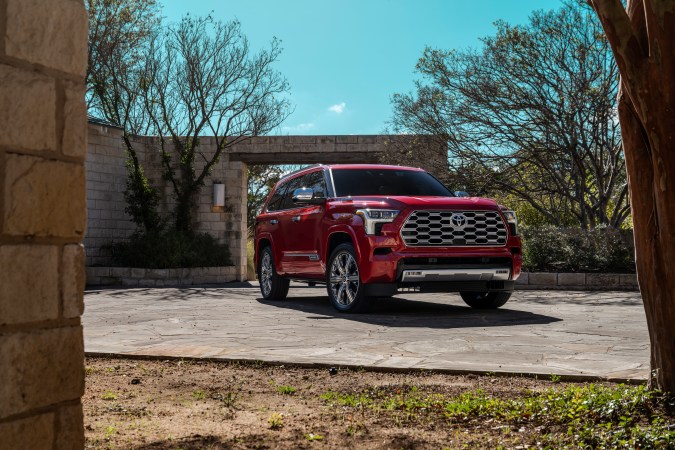 Toyota Sequoia 2023