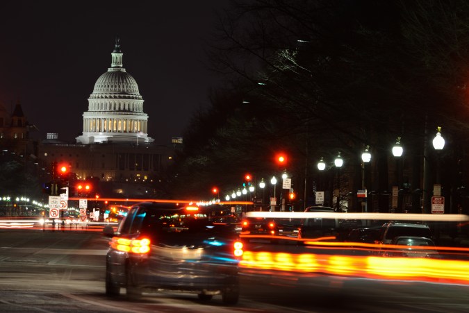 Licencia de conducir Washington DC requisitos 2023