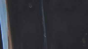 Llantas de auto golpeadas.