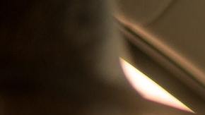 Foto de una persona conduciendo un automóvil