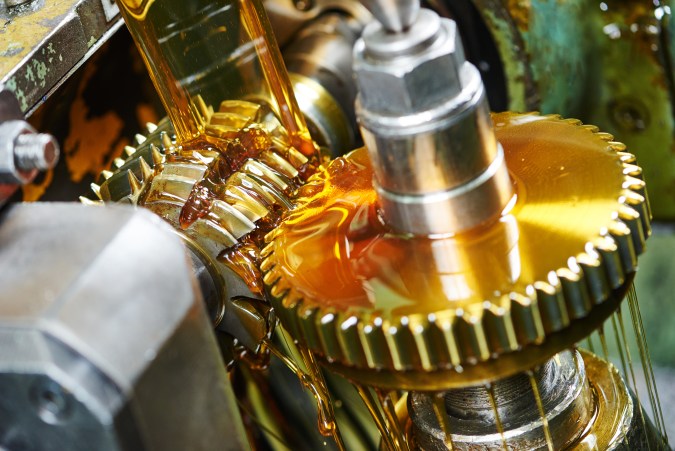 Metales con aceite