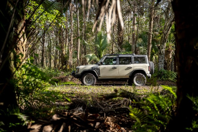 Ford Bronco Everglades 2022