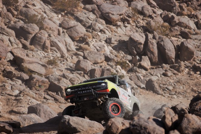 Ford Bronco en carrera todoterreno