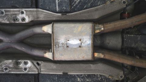 Tubería para mofle de auto.