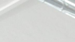 Revisando el catalítico del auto.