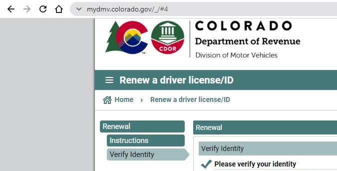 Captura de pantalla del sistema para renovar licencias del DMV de Colorado.