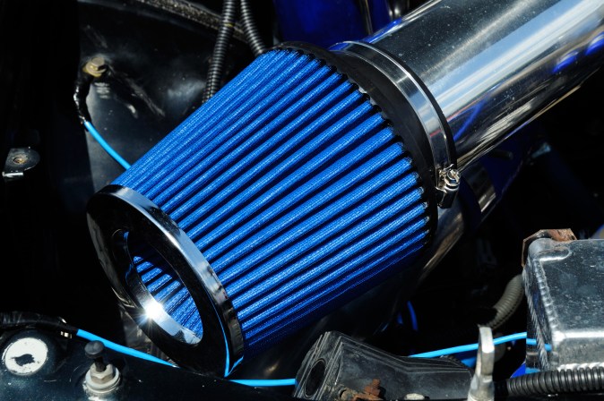 Cómo un air intake system puede darle más poder a tu auto