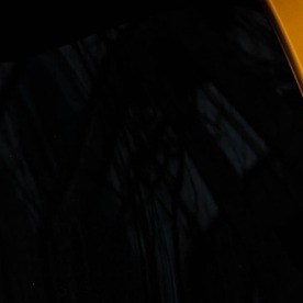 Foro de varios taxis amarillos en fila