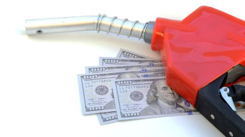 Altos precios de gasolina
