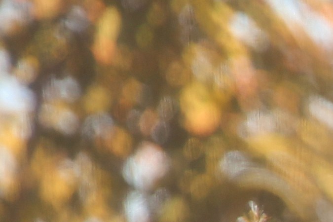 Poniendo gasolina en auto.