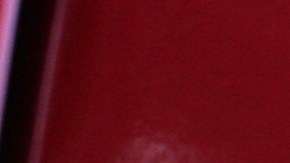 Tapón de gasolina con dinero.