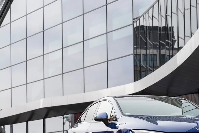 Mercedes-Benz EQE500 2023