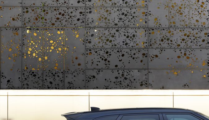 Range Rover Velar HST