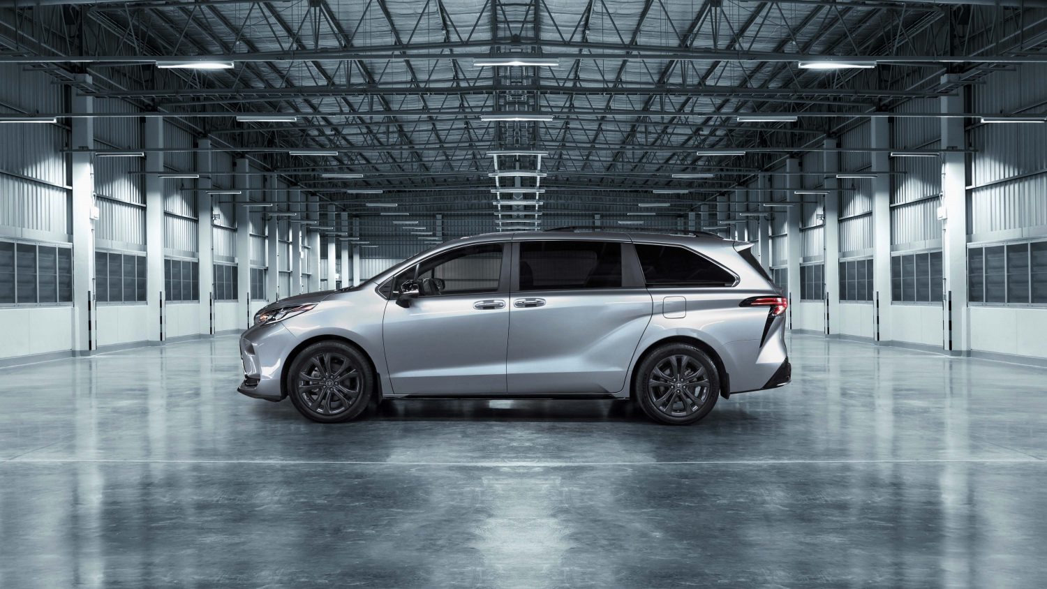 Toyota Sienna 2023 25th Anniversary Edition