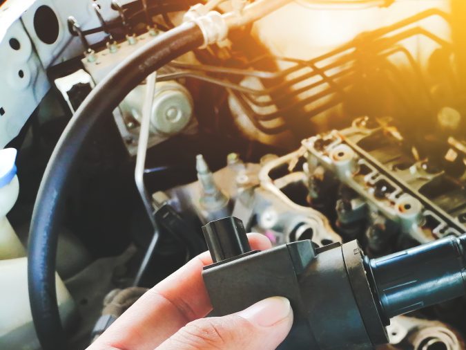 Bobina de encendido del carro