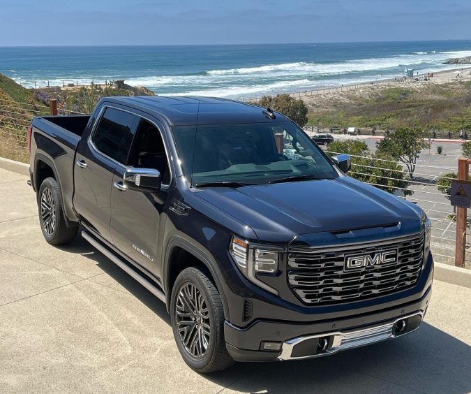GMC Sierra 1500 Denali Ultimate.