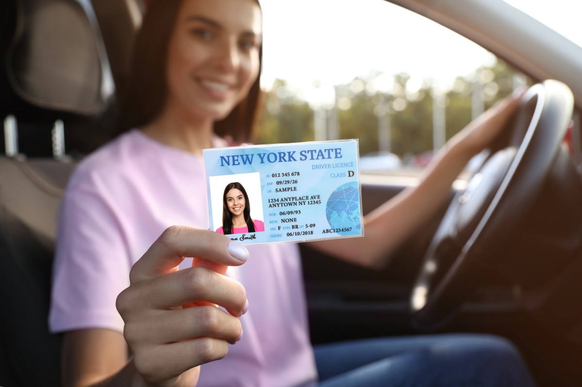 cambiar la dirección en mi licencia de conducir en Nueva York