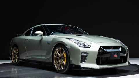 Nissan GT-R