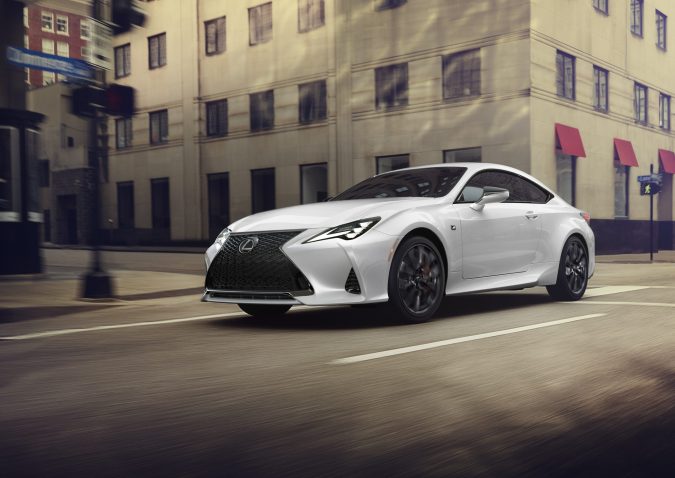 Lexus RC 2022.
