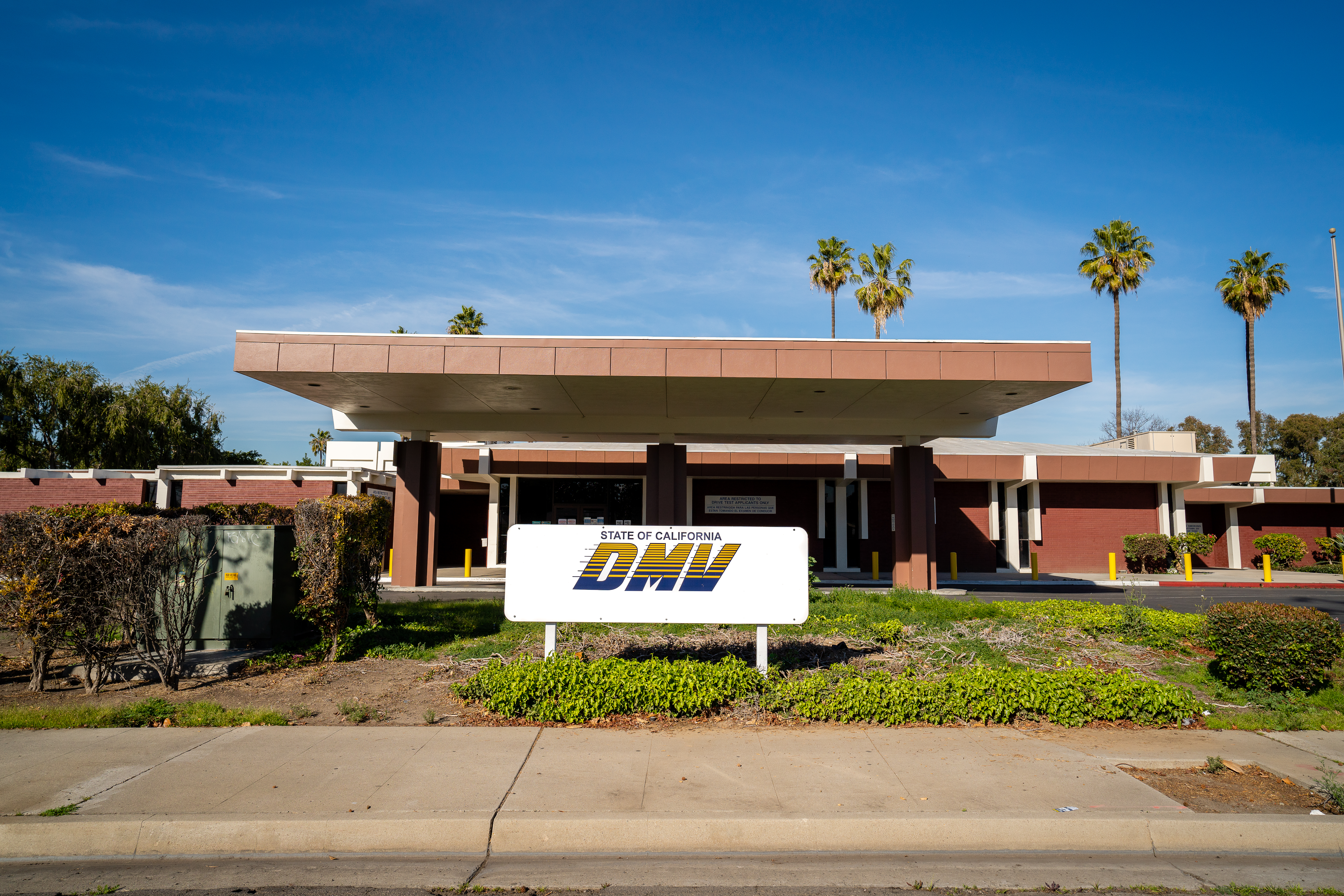 California DMV Near Me How To Find A Local Office And Find Out What   Oficina Del DMV 