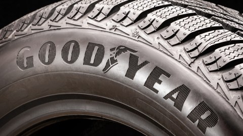 neumático goodyear