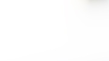 Foto de una persona llenando un formulario de licencia de conducir en línea