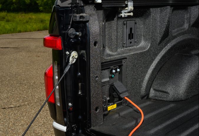 F-150 Lightning Pro SSV 2023
