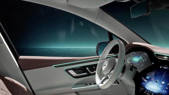 Mercedes-Benz EQE SUV