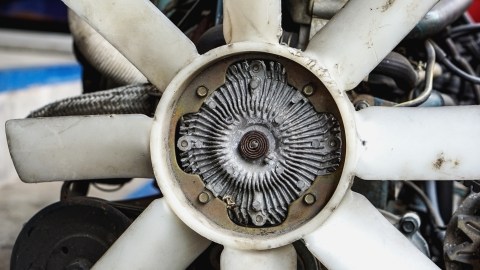 para que sirve el fan clutch