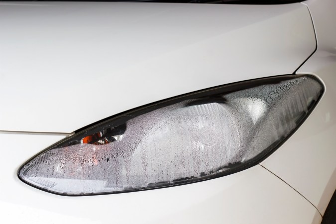 Faros con humedad