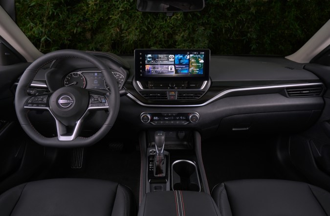 Nissan Altima 2023