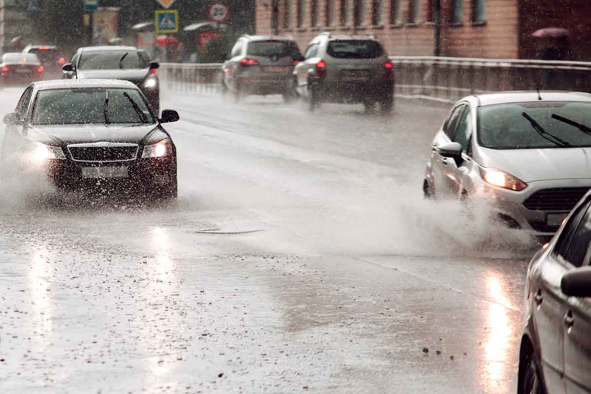 La lluvia no sólo genera problemas de tráfico en las grandes ciudades