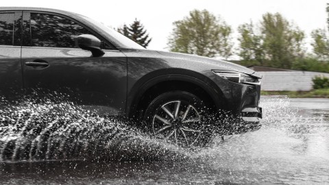 aquaplaning