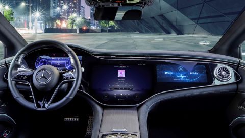 Tablero de auto Mercedes-Benz