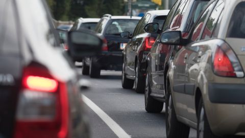 Distancia entre autos.