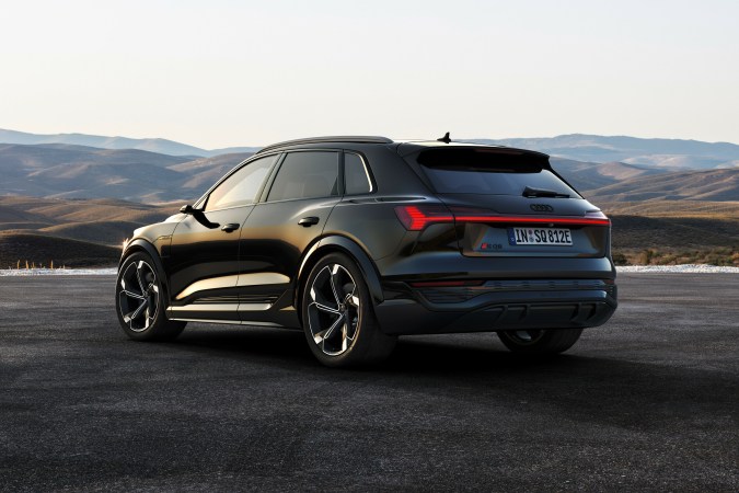 Audi SQ8 e-tron quatrro