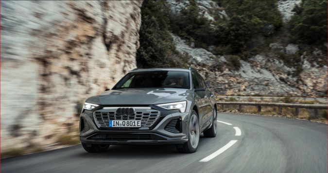 Audi Q8 e-tron quatrro